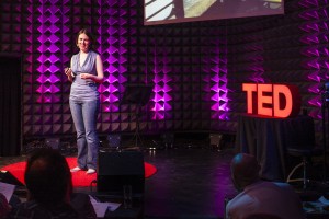 Tania_Luna_Experience_Lab
