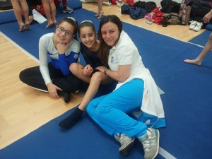 Giulia Zanzarelli Rebecca Cosenti e Daniela Scivales - LA ROSA BRINDISI