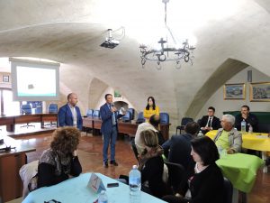 TAVOLI SUSSIDIARIETA VILLA CASTELLI (3)