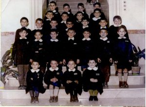 Foto di classe elementare Suore Ivrea 19681