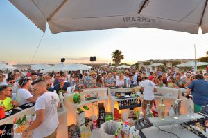 White Ostuni Beach Club! (3)