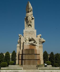 edgardo-simone-monumento-ai-caduti-di-brindisi-1923-1931-marmo-ph-sergio-leonardi