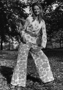 pantaloni zampa d'elefante