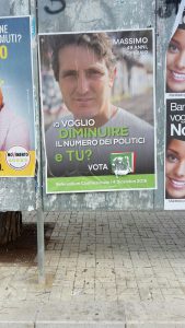 manifesti-referendum-strappati-1