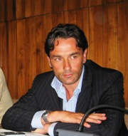 Oggiano chiede all’opposizione di presentare mozione di sfiducia a Consales