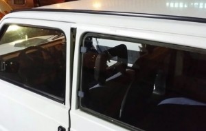 Tentano di rubare auto: fermati ed arrestati dai Carabinieri