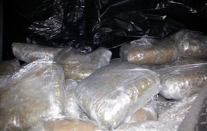 I Carabinieri sequestrano oltre 500 Kg di marijuana e arrestano 2 persone.