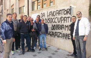 Sit in dei lavoratori della Piattaforma Polifunzionale a Palazzo di Città