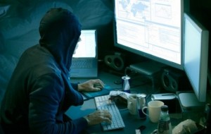 Sabato a Torre S. Susanna convegno su “Reati informatici – Rischi connessi all’uso dei social media”