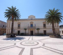 Furti e tentata estorsione ad imprenditore edile: sgominata banda di malviventi