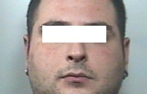 Droga in casa: arrestato 22enne oritano