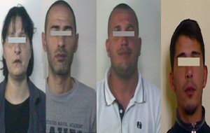 Va a comprare droga ma gli rubano la moto: dopo la denuncia vanno dentro ladri e spacciatori