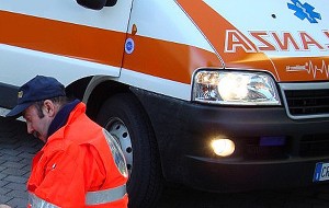Auto contro muretto a secco: muore 82enne di Erchie