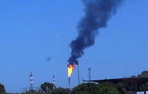 Uiltec “una sfiaccolata di poche ore del Petrolchimico ravviva il dibattito politico”