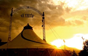 Domani il benvenuto al «Circo El Grito» con la parata sui corsi