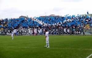 Brindisi-Taranto si gioca domenica alle 15.00: tutte le info su biglietti