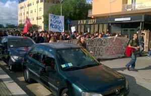 Circa 500 studenti in corteo contro il jobs act