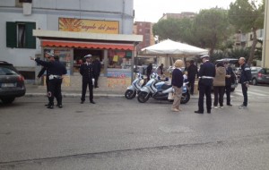 Controlli e multe ai venditori ambulanti