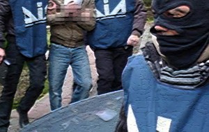 La SCU si riorganizza in grande stile, la DDA la stanga subito: all’alba 12 arresti nell’operazione Pax