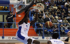 Eurochallenge: la galleria fotografica ed il video della vittoria di Brindisi su Den Bosch