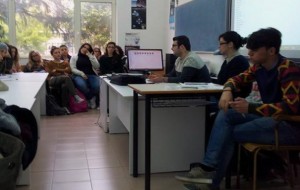 Leggiamo la costituzione nelle scuole: straordinario seguito al Liceo Palumbo