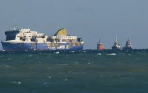 Il Norman Atlantic è al largo di Brindisi: dubbi sull’ormeggio