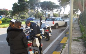 Controlli della Polizia Municipale: tante multe in aeroporto e nelle vie d’accesso in città