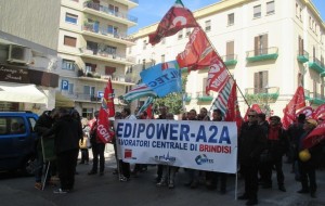 I lavoratori della Edipower a Bari per la Manifestazione Cgil, Cisl e Uil