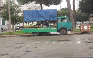 Polizia Municipale: continua la lotta ai venditori abusivi