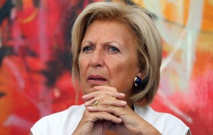 Poli Bortoni cambia idea: “sono pronta per le primarie”