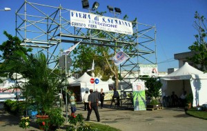 Gruppo di vandali mette a ferro e fuoco la Fiera di Santa Susanna