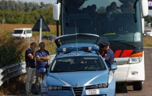 Controlli sui pullman: anche a Brindisi scatta l’operazione “Voyager” della Polstrada
