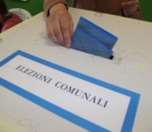 Elezioni amministrative, affluenza finale in calo in tutti i Comuni della provincia di Brindisi chiamati al voto