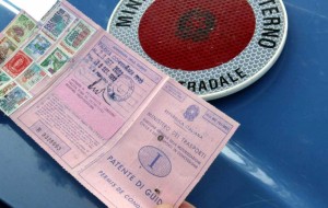 Rinnovo patenti professionali senza corso obbligatorio: la Polstrada di Brindisi scopre la truffa
