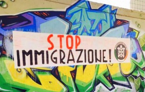 Striscioni di CasaPound in tutta la provincia contro l’immigrazione incontrollata