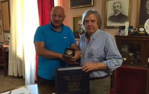 Per il turismo ed il commercio è necessario ripristinare subito la linea diretta di traghetti Brindisi-Corfù