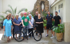 Un bicicletta per un immigrato: il piccolo e significativo atto di solidarietà della Fondazione Di Giulio