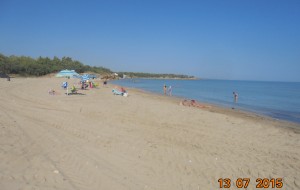 Grandi pulizie a Brindisi su vie, complanari e litorali liberi