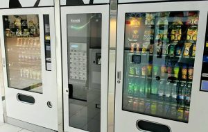 Bomba a distributore automatico di alimenti: individuato ed arrestato l’autore