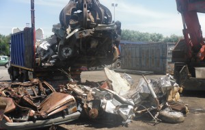 Gestione illecita di rifiuti: sequestri e denunce del Corpo Forestale dello Stato