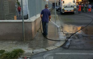 Dopo le proteste Ecologica Pugliese taglia erba, pulisce la zona del Nuovo Mercato e progetta azioni di disinfestazione