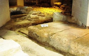 Mesagne nella top ten di Puglia Open Days: oggi visita al castello e alle tombe messapiche