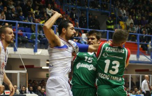 Eurocup, spettacolo ed emozioni al PalaPentassuglia: la grinta di Brindisi ha la meglio su Reggio Emilia