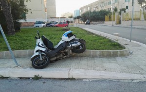 Auto contro moto della Polizia Municipale: due vigili in ospedale