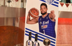 La New Basket Brindisi ospite di “Cantine Due Palme” per la notte degli auguri