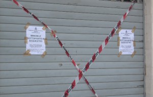 Lavori edilizi senza permesso: sigilli ad un locale commerciale