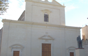 Il traffico minaccia la chiesa di Sant’Antonio a Latiano: Iurlaro presenta interrogazione parlamentare