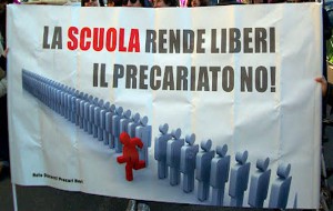 Protestano i precari della scuola: “il Governo ignora i nostri diritti”
