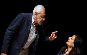 E ‘l modo ancor m’offende: in due scuole brindisine in scena le storie di donne offese da violenza