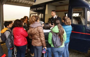 I Carabinieri con i ragazzi della Kennedy per diffondere la cultura della legalità